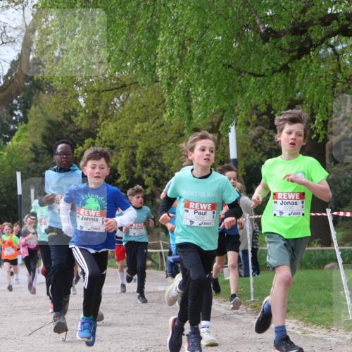 25.04.2026 - Das Zehntel Zöllner http://msf.ph/oto/9663330 25.04.2026 09:38:59 Laufen 6045, 5299, 6056 meine-sportfotos.de