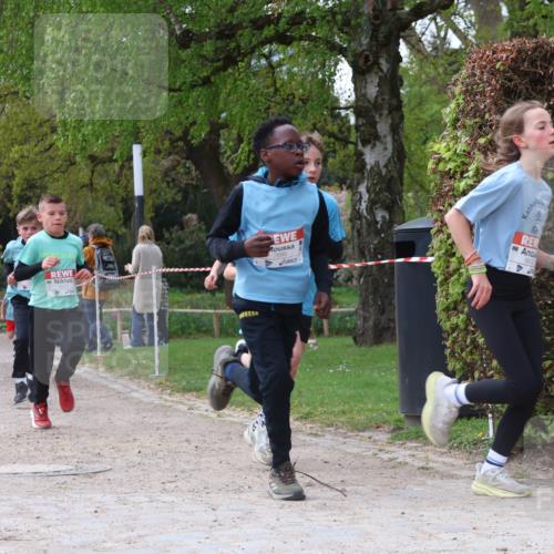 25.04.2026 - Das Zehntel Zöllner http://msf.ph/oto/9663360 25.04.2026 09:39:01 Laufen 6421 meine-sportfotos.de