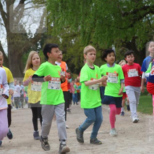 25.04.2026 - Das Zehntel Zöllner http://msf.ph/oto/9663424 25.04.2026 11:45:56 Laufen 12274, 12727, 11584 meine-sportfotos.de