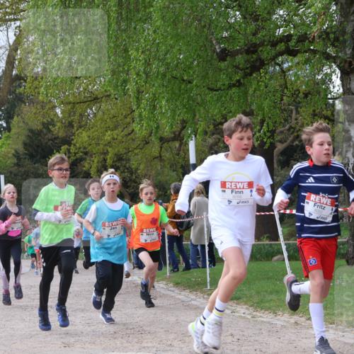 25.04.2026 - Das Zehntel Zöllner http://msf.ph/oto/9663429 25.04.2026 09:39:03 Laufen 8056, 8052 meine-sportfotos.de