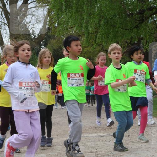25.04.2026 - Das Zehntel Zöllner http://msf.ph/oto/9663433 25.04.2026 11:45:56 Laufen 12263, 274, 11060, 12727, 12698, 12620, 10463, 1259 meine-sportfotos.de