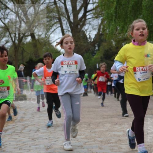 25.04.2026 - Das Zehntel Zöllner http://msf.ph/oto/9663469 25.04.2026 11:45:58 Laufen 12582, 11477, 12282, 12274 meine-sportfotos.de