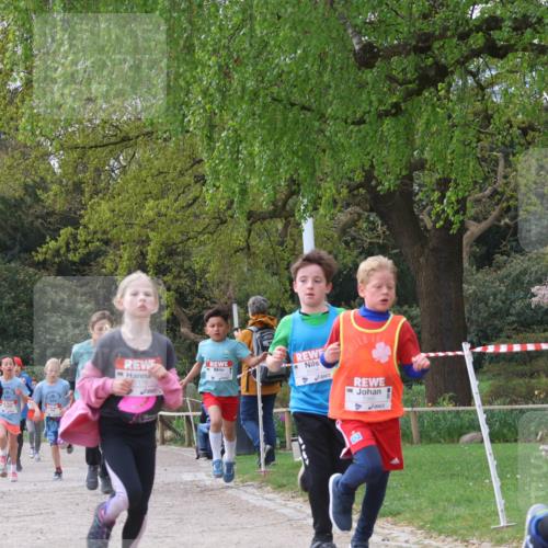 25.04.2026 - Das Zehntel Zöllner http://msf.ph/oto/9663477 25.04.2026 09:39:05 Laufen 176, 6104, 21 meine-sportfotos.de