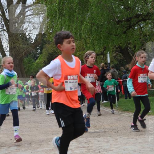 25.04.2026 - Das Zehntel Zöllner http://msf.ph/oto/9663508 25.04.2026 11:45:59 Laufen 12108, 10248, 10015 meine-sportfotos.de