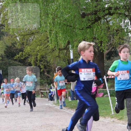 25.04.2026 - Das Zehntel Zöllner http://msf.ph/oto/9663510 25.04.2026 09:39:06 Laufen 6104 meine-sportfotos.de