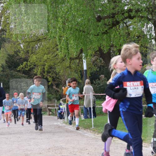 25.04.2026 - Das Zehntel Zöllner http://msf.ph/oto/9663516 25.04.2026 09:39:06 Laufen 8025, 6104 meine-sportfotos.de