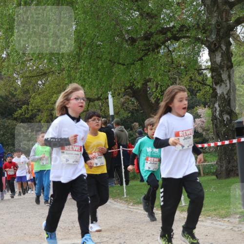 25.04.2026 - Das Zehntel Zöllner http://msf.ph/oto/9663556 25.04.2026 11:46:01 Laufen 11870, 373, 11361, 10341 meine-sportfotos.de