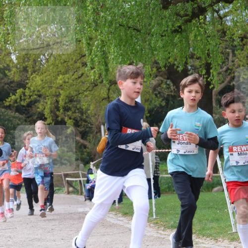 25.04.2026 - Das Zehntel Zöllner http://msf.ph/oto/9663576 25.04.2026 09:39:08 Laufen 5300, 7501, 7546 meine-sportfotos.de