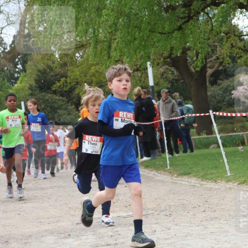 25.04.2026 - Das Zehntel Zöllner http://msf.ph/oto/9663583 25.04.2026 11:46:03 Laufen 11697, 11698, 1061 meine-sportfotos.de