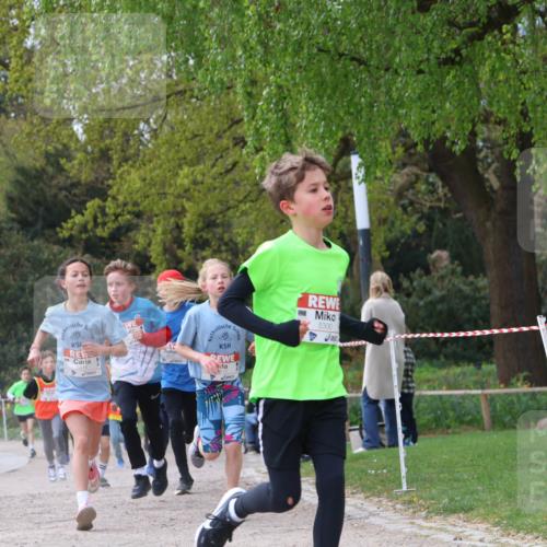 25.04.2026 - Das Zehntel Zöllner http://msf.ph/oto/9663603 25.04.2026 09:39:09 Laufen 5300 meine-sportfotos.de