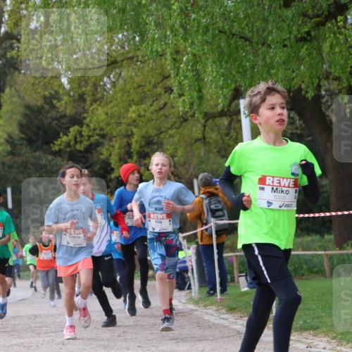 25.04.2026 - Das Zehntel Zöllner http://msf.ph/oto/9663606 25.04.2026 09:39:09 Laufen 5300, 6417 meine-sportfotos.de