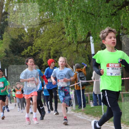 25.04.2026 - Das Zehntel Zöllner http://msf.ph/oto/9663609 25.04.2026 09:39:09 Laufen 6414, 5300 meine-sportfotos.de