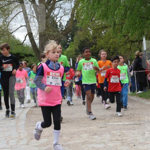 25.04.2026 - Das Zehntel Zöllner http://msf.ph/oto/9663613 25.04.2026 11:46:04 Laufen 10384, 11569, 116 meine-sportfotos.de