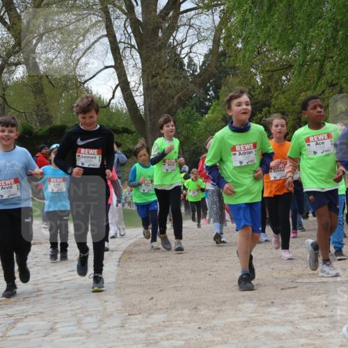 25.04.2026 - Das Zehntel Zöllner http://msf.ph/oto/9663631 25.04.2026 11:46:04 Laufen 18, 4, 11242, 11569 meine-sportfotos.de