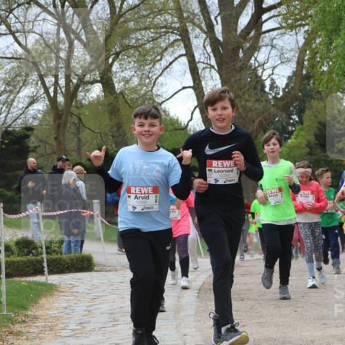 25.04.2026 - Das Zehntel Zöllner http://msf.ph/oto/9663649 25.04.2026 11:46:05 Laufen 428, 10390, 10384, 12454 meine-sportfotos.de