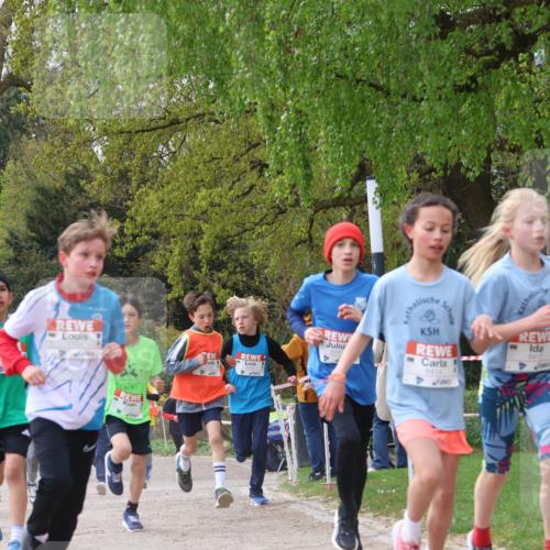 25.04.2026 - Das Zehntel Zöllner http://msf.ph/oto/9663657 25.04.2026 09:39:11 Laufen 7753, 6414, 6417 meine-sportfotos.de