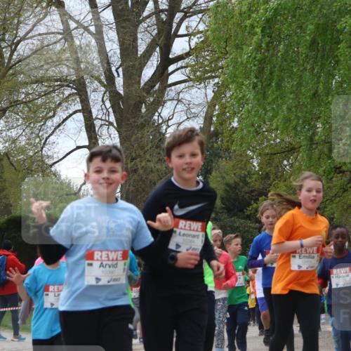 25.04.2026 - Das Zehntel Zöllner http://msf.ph/oto/9663658 25.04.2026 11:46:06 Laufen 10000, 10384, 12454 meine-sportfotos.de