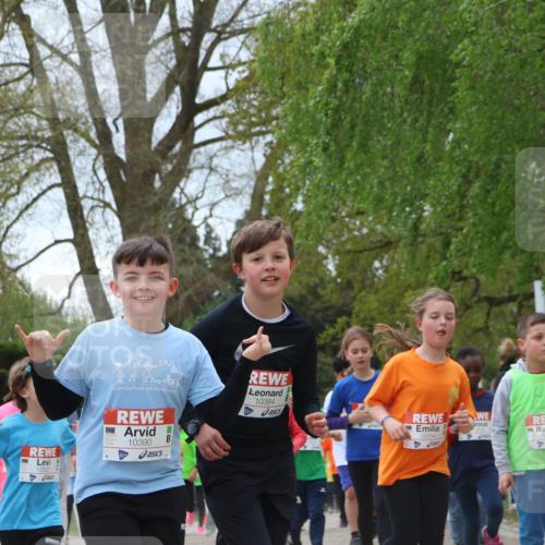 25.04.2026 - Das Zehntel Zöllner http://msf.ph/oto/9663661 25.04.2026 11:46:06 Laufen 123, 10384, 12454, 12522, 10390 meine-sportfotos.de