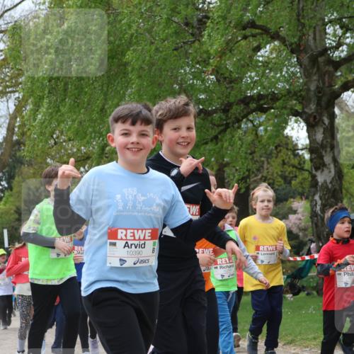 25.04.2026 - Das Zehntel Zöllner http://msf.ph/oto/9663676 25.04.2026 11:46:07 Laufen 12522, 10390 meine-sportfotos.de