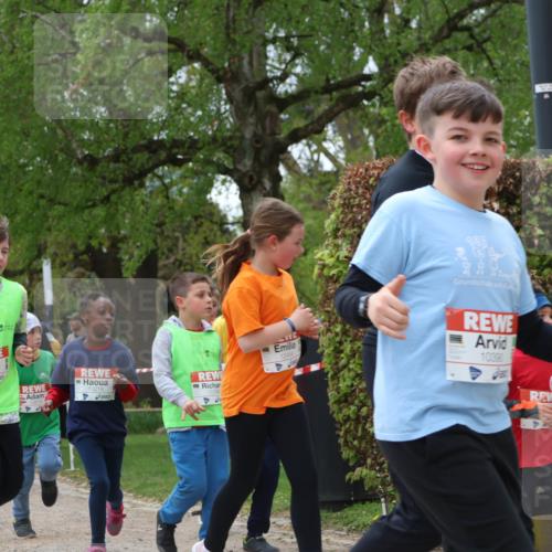 25.04.2026 - Das Zehntel Zöllner http://msf.ph/oto/9663691 25.04.2026 11:46:07 Laufen 12522, 10810, 10618, 10218, 12454, 10390 meine-sportfotos.de