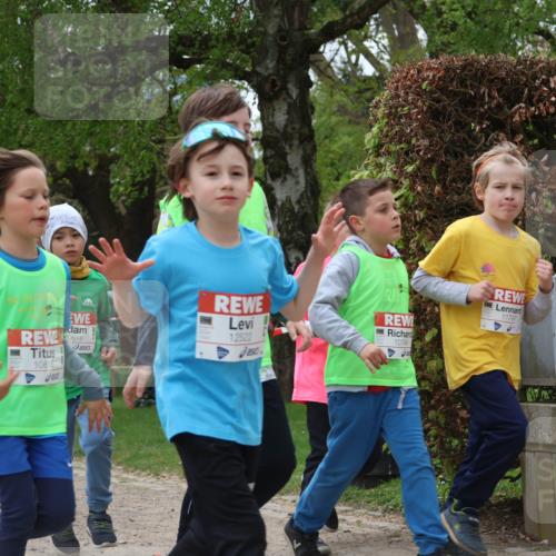 25.04.2026 - Das Zehntel Zöllner http://msf.ph/oto/9663700 25.04.2026 11:46:08 Laufen 10486, 10818, 10618, 12522, 10749, 11797 meine-sportfotos.de
