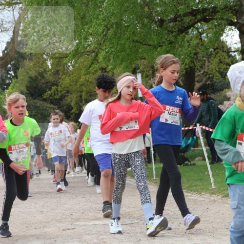 25.04.2026 - Das Zehntel Zöllner http://msf.ph/oto/9663727 25.04.2026 11:46:09 Laufen 10078, 12538, 470, 10486, 10618, 10609 meine-sportfotos.de