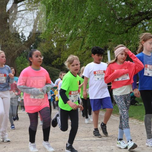 25.04.2026 - Das Zehntel Zöllner http://msf.ph/oto/9663739 25.04.2026 11:46:09 Laufen 11594, 12535, 970, 10488 meine-sportfotos.de
