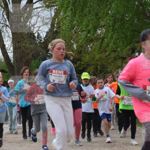 25.04.2026 - Das Zehntel Zöllner http://msf.ph/oto/9663766 25.04.2026 11:46:10 Laufen 11594, 10541, 1915, 10078 meine-sportfotos.de