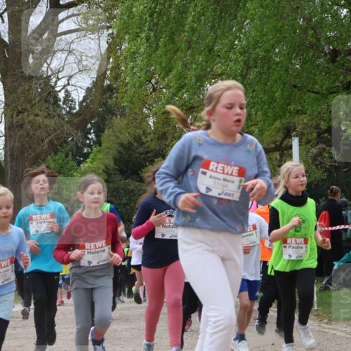 25.04.2026 - Das Zehntel Zöllner http://msf.ph/oto/9663781 25.04.2026 11:46:11 Laufen 10686, 10700, 10541, 11594, 11411 meine-sportfotos.de