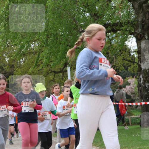 25.04.2026 - Das Zehntel Zöllner http://msf.ph/oto/9663796 25.04.2026 11:46:11 Laufen 10686, 10700, 10541, 115 meine-sportfotos.de