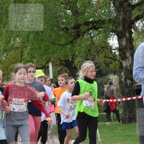 25.04.2026 - Das Zehntel Zöllner http://msf.ph/oto/9663808 25.04.2026 11:46:12 Laufen 11374, 10686, 10700, 11411, 12027 meine-sportfotos.de