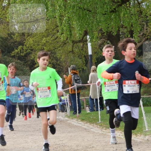 25.04.2026 - Das Zehntel Zöllner http://msf.ph/oto/9663837 25.04.2026 09:39:20 Laufen 5680, 7146, 7164 meine-sportfotos.de