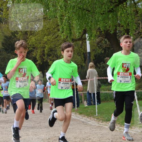 25.04.2026 - Das Zehntel Zöllner http://msf.ph/oto/9663843 25.04.2026 09:39:20 Laufen 7138, 7146, 7164, 5580 meine-sportfotos.de
