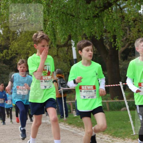 25.04.2026 - Das Zehntel Zöllner http://msf.ph/oto/9663852 25.04.2026 09:39:21 Laufen 1, 7146, 34, 7164 meine-sportfotos.de