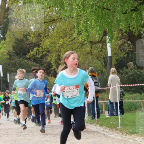 25.04.2026 - Das Zehntel Zöllner http://msf.ph/oto/9663894 25.04.2026 09:39:23 Laufen 6248 meine-sportfotos.de
