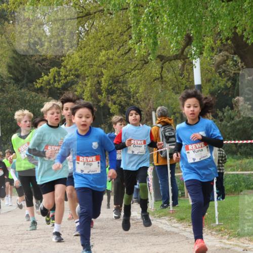 25.04.2026 - Das Zehntel Zöllner http://msf.ph/oto/9663918 25.04.2026 09:39:24 Laufen 6339 meine-sportfotos.de