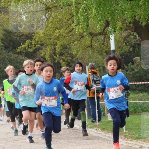 25.04.2026 - Das Zehntel Zöllner http://msf.ph/oto/9663921 25.04.2026 09:39:24 Laufen 1, 6327, 6339 meine-sportfotos.de