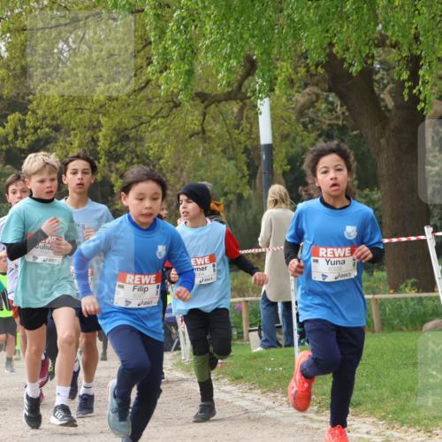 25.04.2026 - Das Zehntel Zöllner http://msf.ph/oto/9663933 25.04.2026 09:39:24 Laufen 7591, 6327, 664, 6339 meine-sportfotos.de