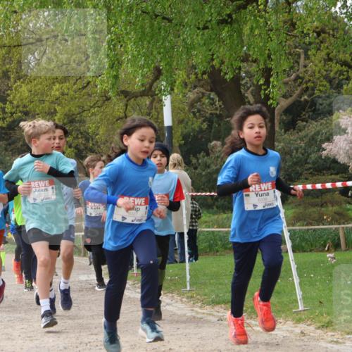 25.04.2026 - Das Zehntel Zöllner http://msf.ph/oto/9663942 25.04.2026 09:39:25 Laufen 10, 6327, 6339 meine-sportfotos.de
