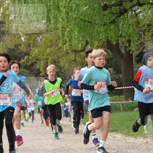 25.04.2026 - Das Zehntel Zöllner http://msf.ph/oto/9663972 25.04.2026 09:39:26 Laufen 7591, 20, 6907, 7664 meine-sportfotos.de