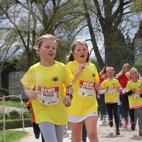 25.04.2026 - Das Zehntel Zöllner http://msf.ph/oto/9663976 25.04.2026 11:46:18 Laufen 12296, 88, 12279, 12420, 1994 meine-sportfotos.de