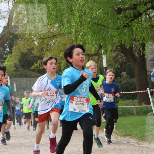 25.04.2026 - Das Zehntel Zöllner http://msf.ph/oto/9663993 25.04.2026 09:39:26 Laufen 20, 6890, 7706, 6907, 7591 meine-sportfotos.de