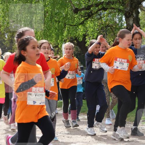 25.04.2026 - Das Zehntel Zöllner http://msf.ph/oto/9664006 25.04.2026 11:46:20 Laufen 12227, 2979, 12327, 99, 12381, 12427 meine-sportfotos.de