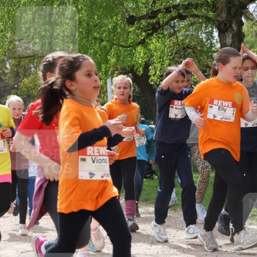 25.04.2026 - Das Zehntel Zöllner http://msf.ph/oto/9664009 25.04.2026 11:46:20 Laufen 12227, 12327, 1056, 12427 meine-sportfotos.de