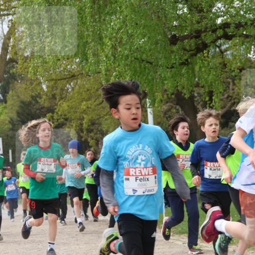 25.04.2026 - Das Zehntel Zöllner http://msf.ph/oto/9664017 25.04.2026 09:39:27 Laufen 7951, 9, 20, 6890, 5425, 7706 meine-sportfotos.de