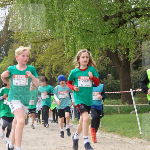 25.04.2026 - Das Zehntel Zöllner http://msf.ph/oto/9664044 25.04.2026 09:39:28 Laufen 7951, 6099 meine-sportfotos.de