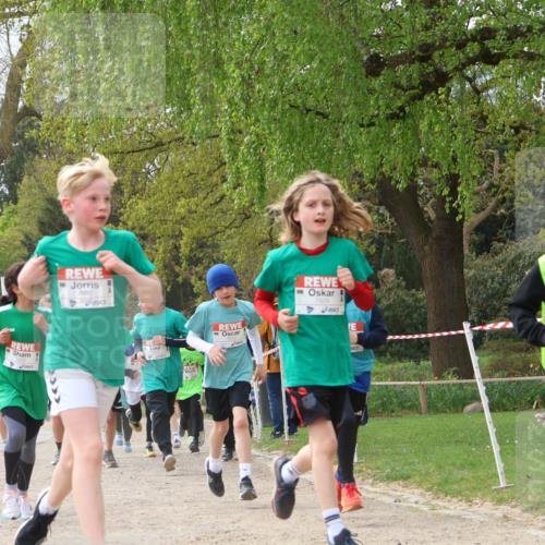 25.04.2026 - Das Zehntel Zöllner http://msf.ph/oto/9664047 25.04.2026 09:39:28 Laufen 7951, 6099 meine-sportfotos.de