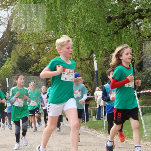 25.04.2026 - Das Zehntel Zöllner http://msf.ph/oto/9664053 25.04.2026 09:39:28 Laufen 16, 9 meine-sportfotos.de