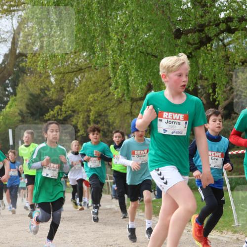 25.04.2026 - Das Zehntel Zöllner http://msf.ph/oto/9664059 25.04.2026 09:39:29 Laufen 5550, 7951, 5734, 7929 meine-sportfotos.de