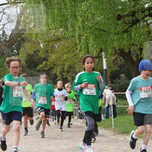 25.04.2026 - Das Zehntel Zöllner http://msf.ph/oto/9664074 25.04.2026 09:39:29 Laufen 7939, 5550, 7635 meine-sportfotos.de